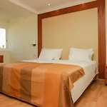 Lagoa Hotel Aparthotel 4*