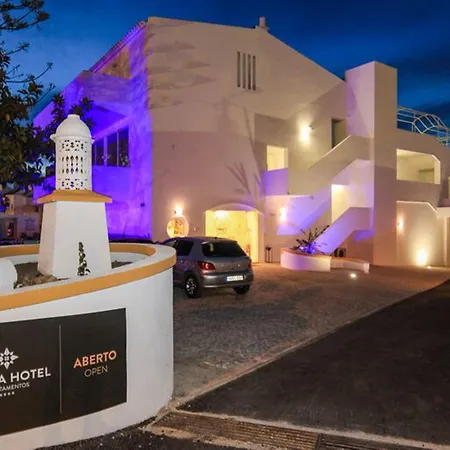 Ξενοδοχείο με διαμερίσματα Lagoa Hotel