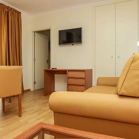 Lagoa Hotel 4*