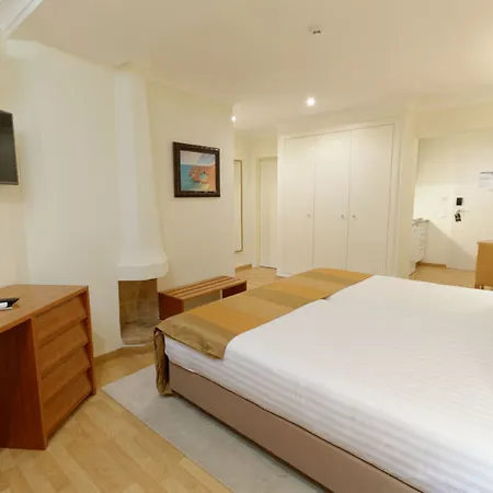 Ξενοδοχείο με διαμερίσματα Lagoa Hotel Lagoa (Algarve)