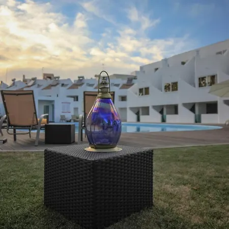 Lagoa Hotel מלון דירות לגואה