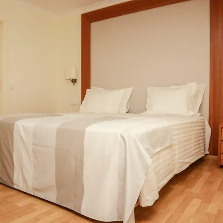 Lagoa Hotel 4*