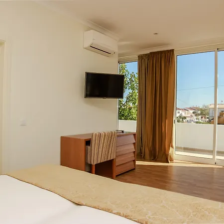 Lagoa Hotel شقة فندقية لاغوا