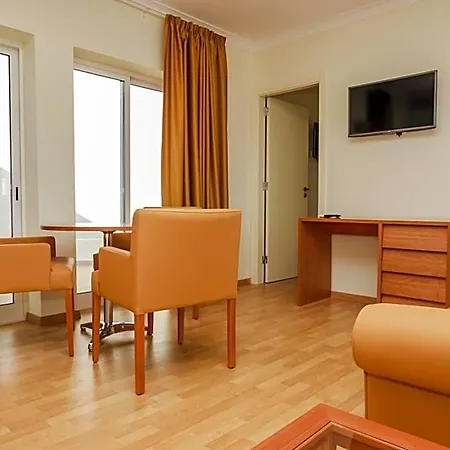 Lagoa Hotel 4* لاغوا