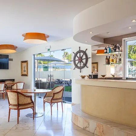 Lagoa Hotel Apartmanhotel 4*