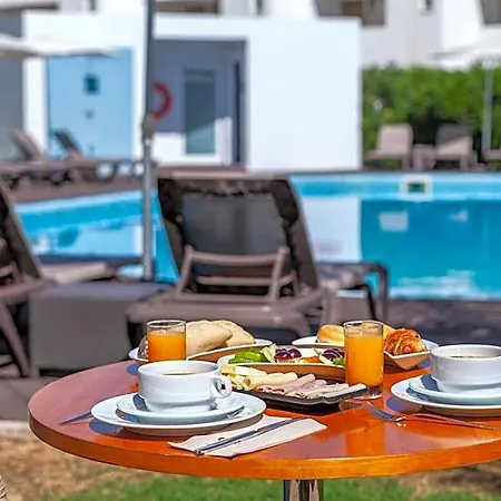 Lagoa Hotel מלון דירות 4*