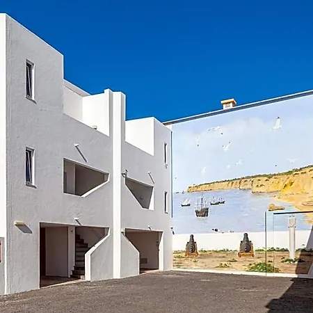 Lagoa Hotel מלון דירות 4*