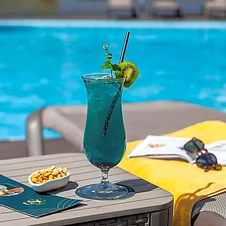 Lagoa Hotel מלון דירות לגואה