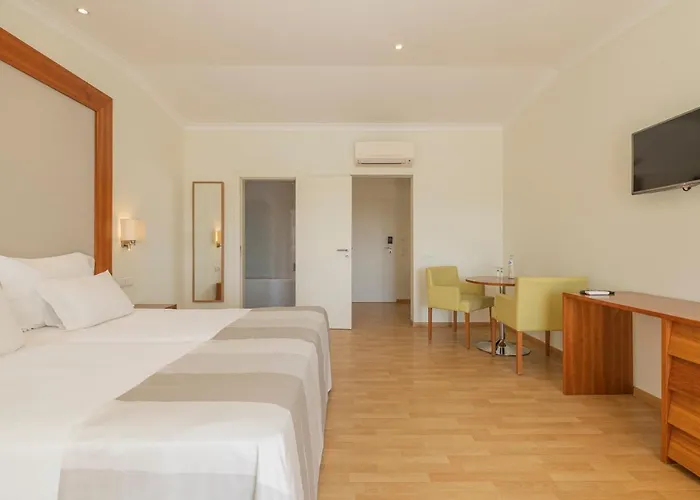 Lagoa Hotel Apartmanhotel