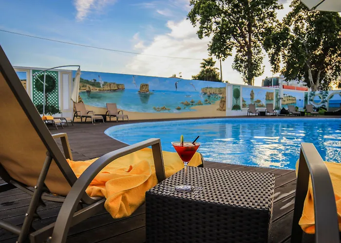 Aparthotel Lagoa Hotel 4*