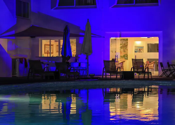 Lagoa Hotel 4*