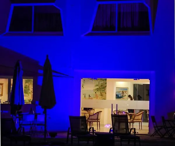 Apartmanhotel Lagoa Hotel