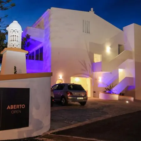 Lagoa Aparthotel 4*