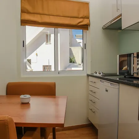 Aparthotel Lagoa Hotel